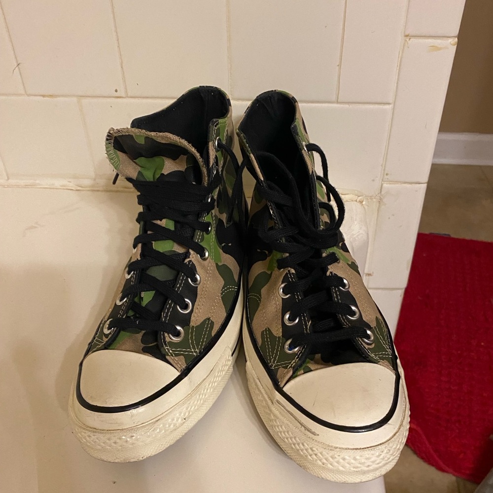 High top camo Converse